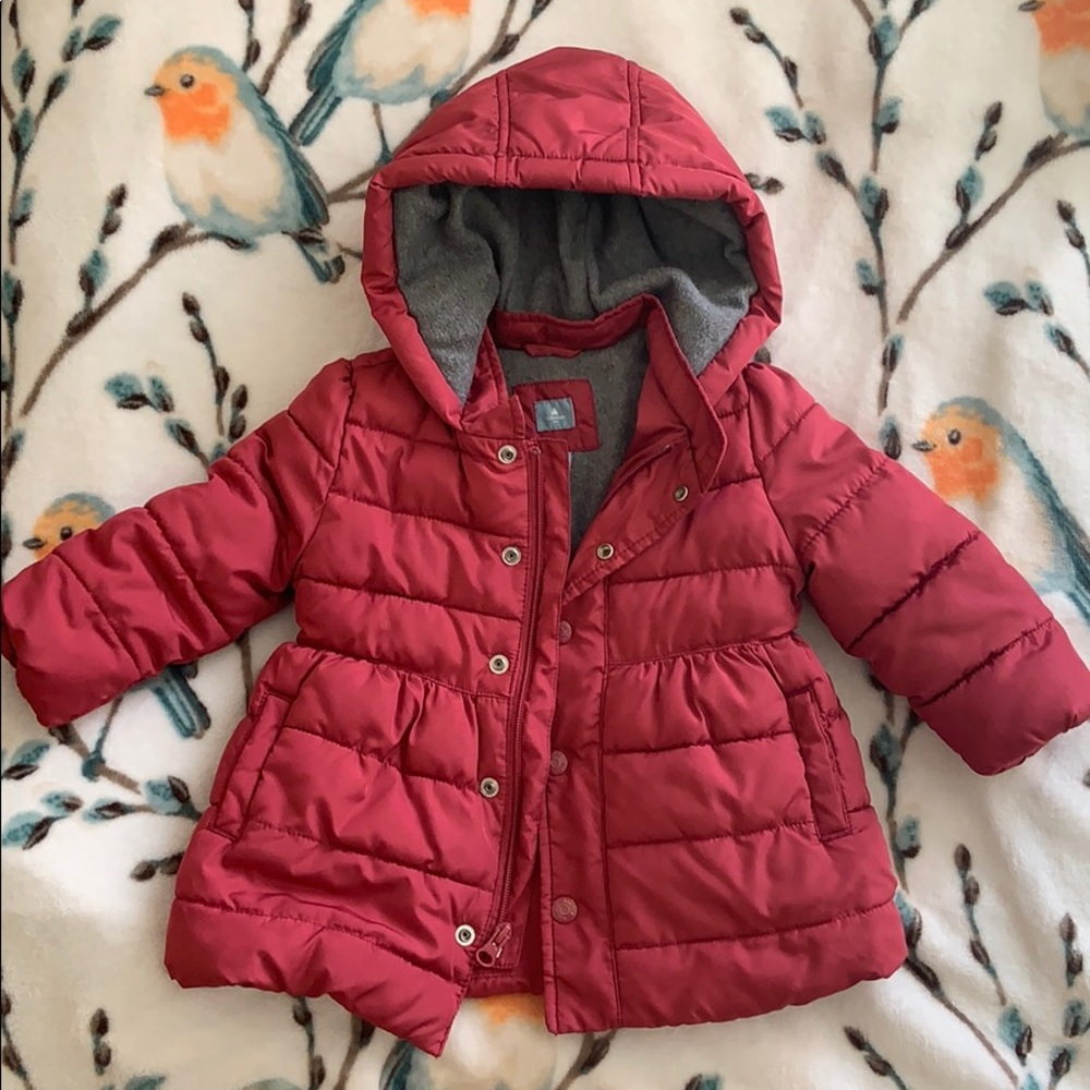 ADORABLE BABY GAP PUFFER JACKET 🌸